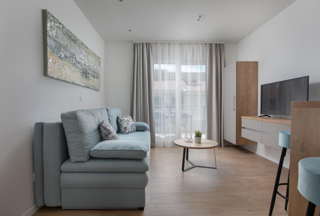 Ivmalu Apartments Tučepi المظهر الخارجي الصورة